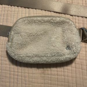 Lululemon fuzzy belt bag new without tags